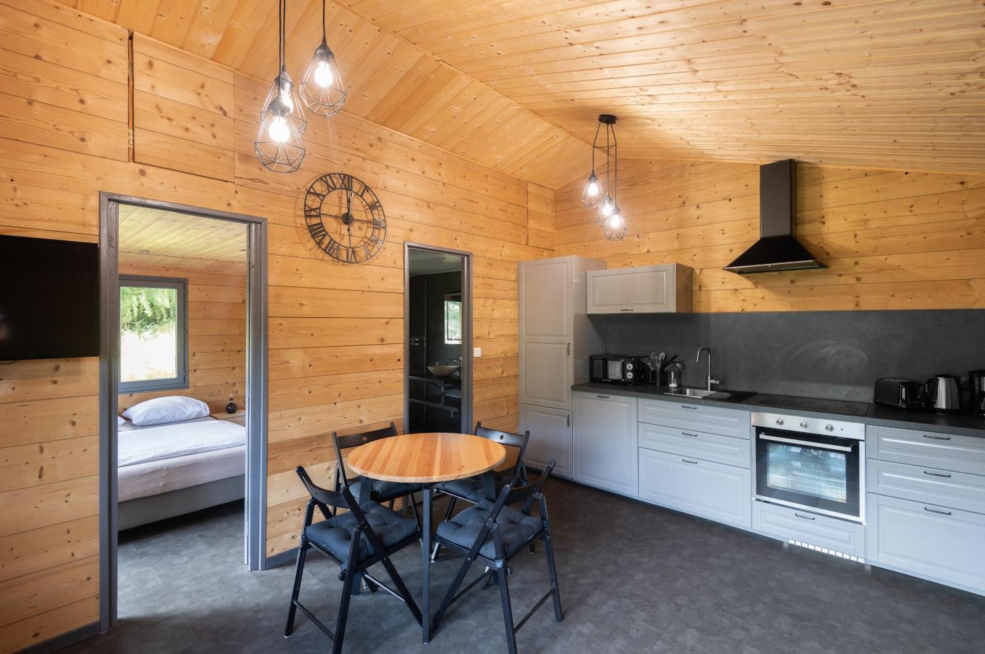 Chalet Du Faubourg & Jacuzzi, Proximite Gerardmer & La Bresse Rochesson Exterior photo
