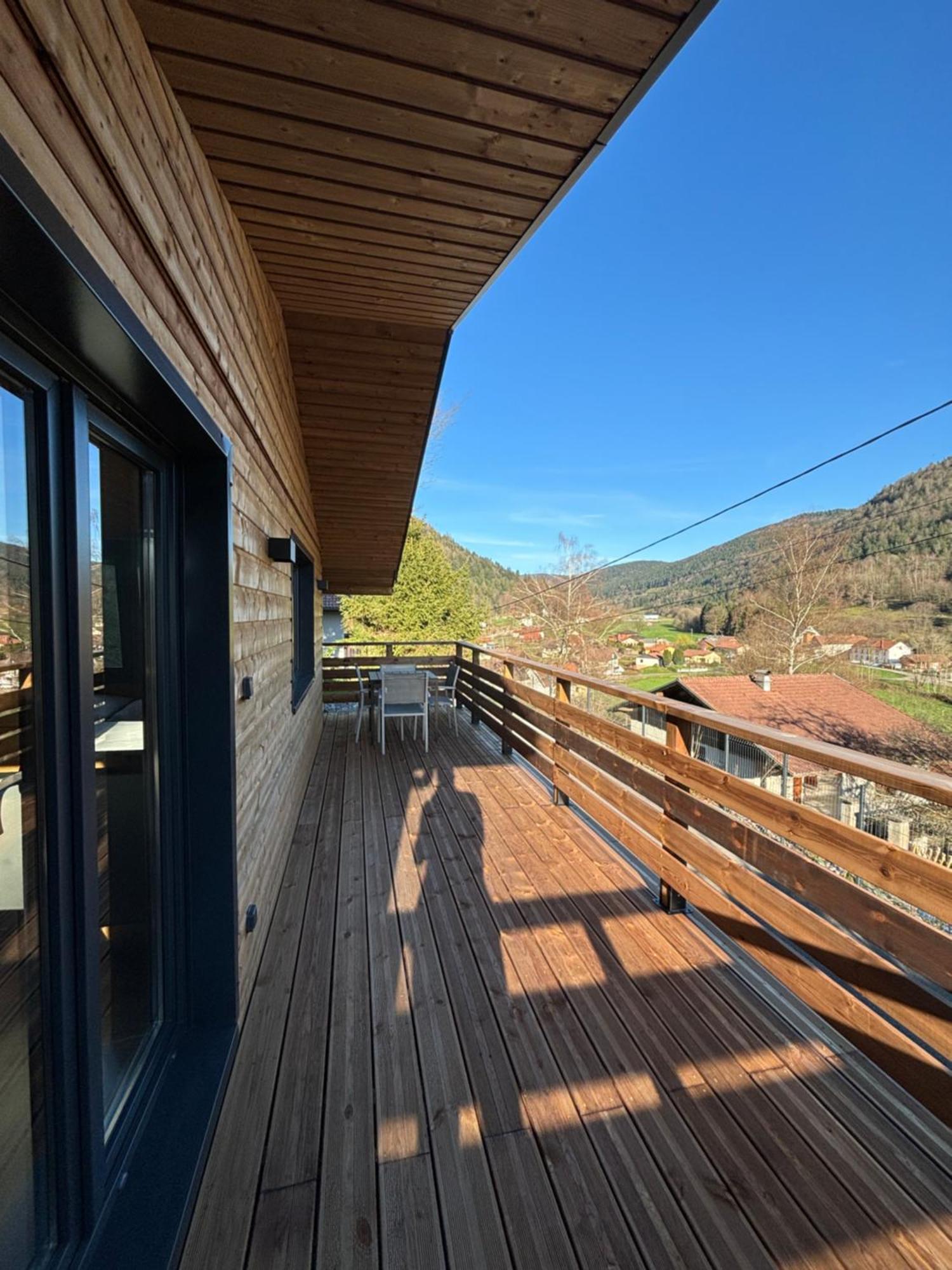 Chalet Du Faubourg & Jacuzzi, Proximite Gerardmer & La Bresse Rochesson Exterior photo